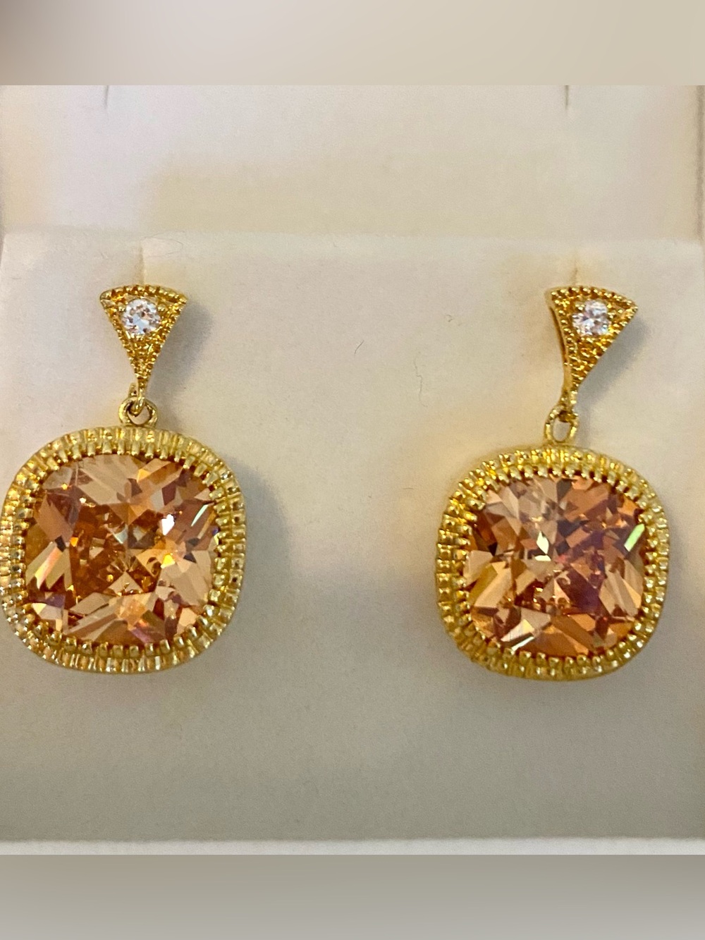 New in Box, Gorgeous Cushion set Champagne Gem Stone Earrings.